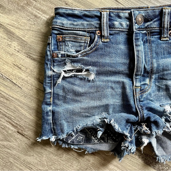 AEO Next Level Stretch Hi-Rise Shortie - Picture 2 of 6